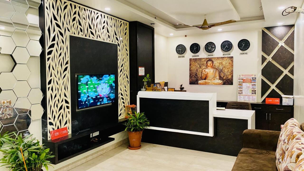 Hotel Pulse Inn Near Railway Station Джайпур Екстериор снимка