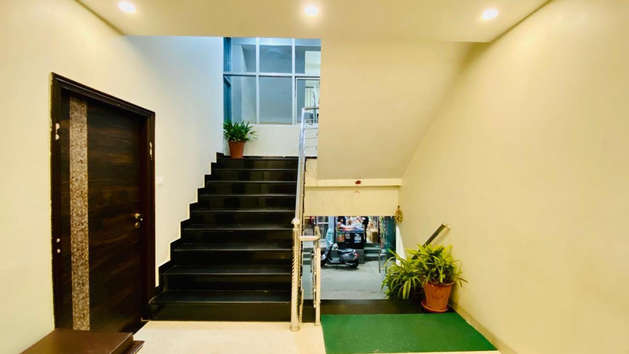 Hotel Pulse Inn Near Railway Station Джайпур Екстериор снимка