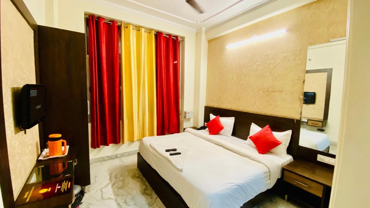 Hotel Pulse Inn Near Railway Station Джайпур Екстериор снимка