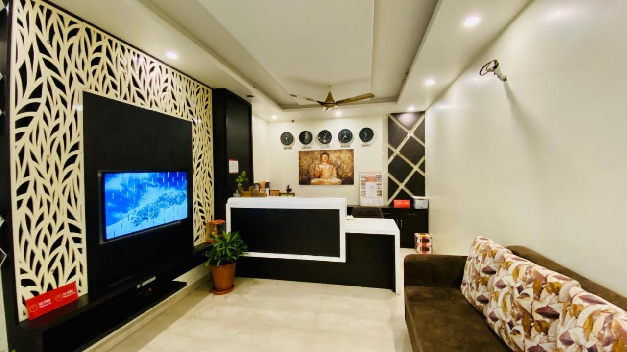 Hotel Pulse Inn Near Railway Station Джайпур Екстериор снимка