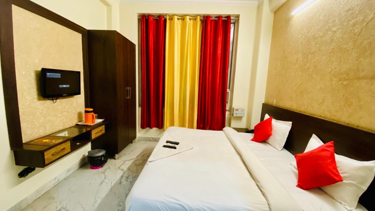 Hotel Pulse Inn Near Railway Station Джайпур Екстериор снимка