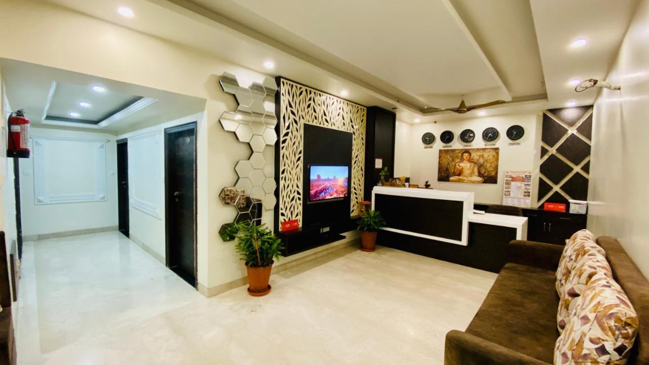 Hotel Pulse Inn Near Railway Station Джайпур Екстериор снимка