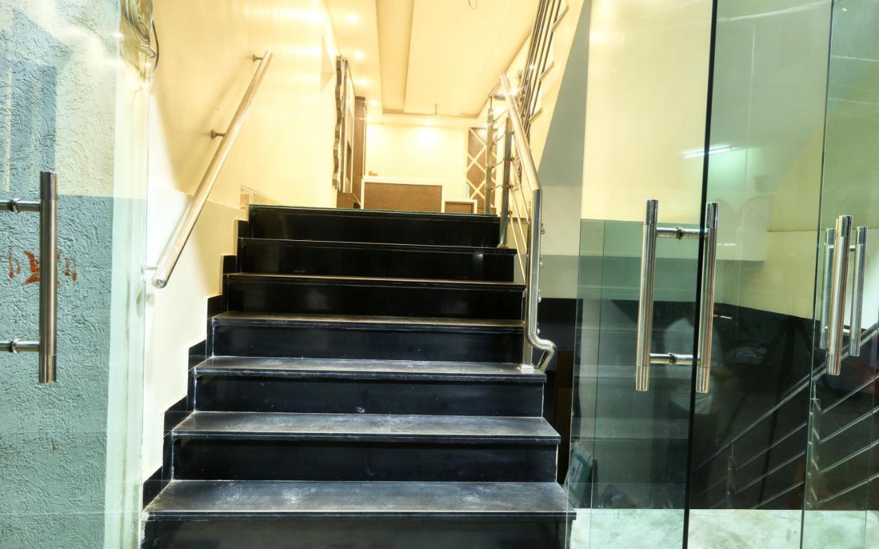 Hotel Pulse Inn Near Railway Station Джайпур Екстериор снимка